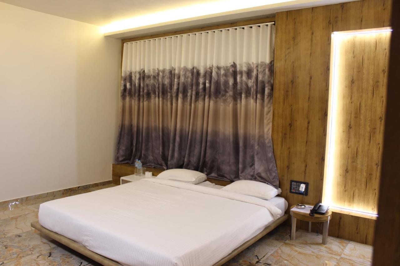The Heaven Water Park And Resort & Restaurant Virpur Exterior foto