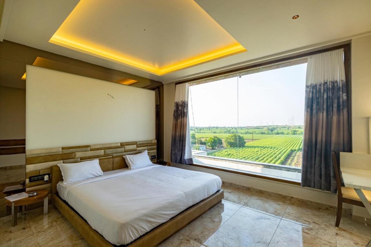The Heaven Water Park And Resort & Restaurant Virpur Exterior foto